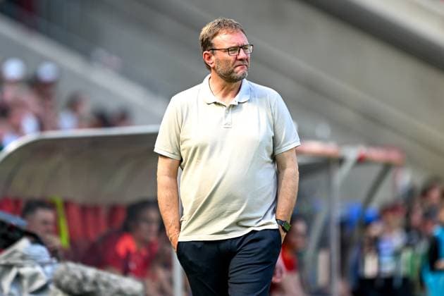 Thomas Horsch SV Werder Bremen, Coach gestures, GER, 45 DFB Pokal Final Women, FC Bayern Muenchen vs SV Werder Bremen, 01 05 2025 DFB REGULATIONS PROHIBIT ANY USE OF PHOTOGRAPHS as IMAGE SEQUENCES and or QUASI VIDEO GER, 45 DFB Pokal Final Women, FC Bayern Muenchen vs SV Werder Bremen, 01 05 2025 Cologne Copyright: xEibner-Pressefoto FlorianxWiegandx EP_FWD