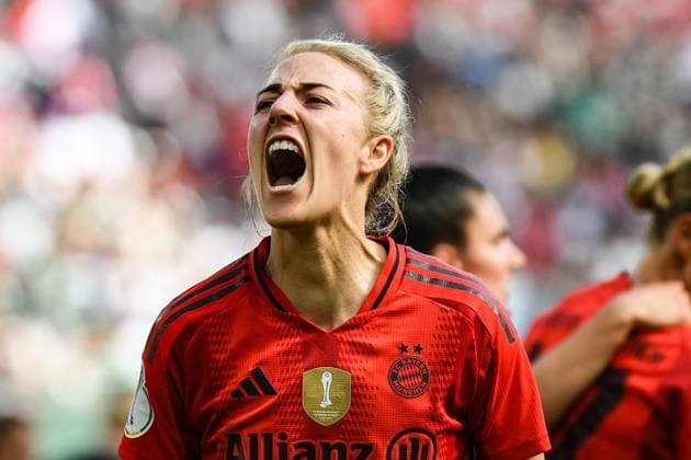 Soccer I Women I Season 2024 2025 I DFB Cup I Final I FC Bayern Munich SV Werder Bremen I 01 05 2025 Goal celebration Carolin Simon 30, FC Bayern Munich screams out her joy after her goal for 2 0 Crop, close-up, portrait, portrait, single photo, single image, body half portrait Cologne RheinEnergieStadion North Rhine-Westphalia Germany Copyright: xLobeca InesxHähnelx