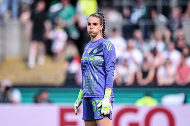 01 05 2025, Football, DFB Womens Cup Final, Season 2024 2025, FC Bayern Munich SV Werder Bremen, Ena Mahmutovic FC Bayern Munich xRHR PHOTO TKx Copyright: RHR-FOTOx RHR-FOTO TK