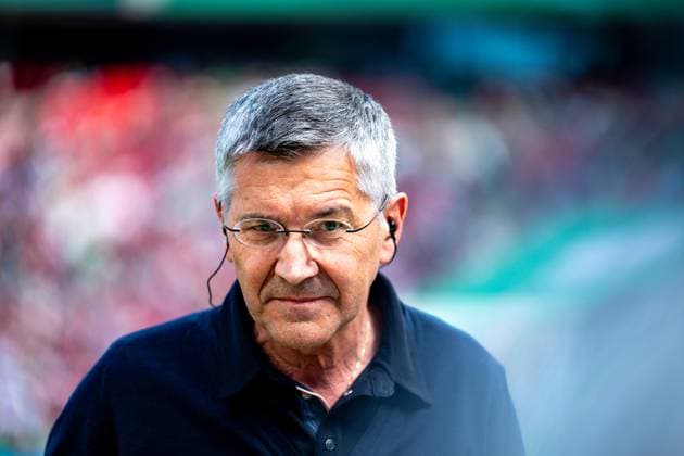 Herbert Hainer FC Bayern Muenchen, President at TV interview before the match GER, 45 DFB Pokal Final Women, FC Bayern Muenchen vs SV Werder Bremen, 01 05 2025 DFB REGULATIONS PROHIBIT ANY USE OF PHOTOGRAPHS as IMAGE SEQUENCES and or QUASI VIDEO GER, 45 DFB Pokal Final Women, FC Bayern Muenchen vs SV Werder Bremen, 01 05 2025 Cologne Copyright: xEibner-Pressefoto FlorianxWiegandx EP_FWD
