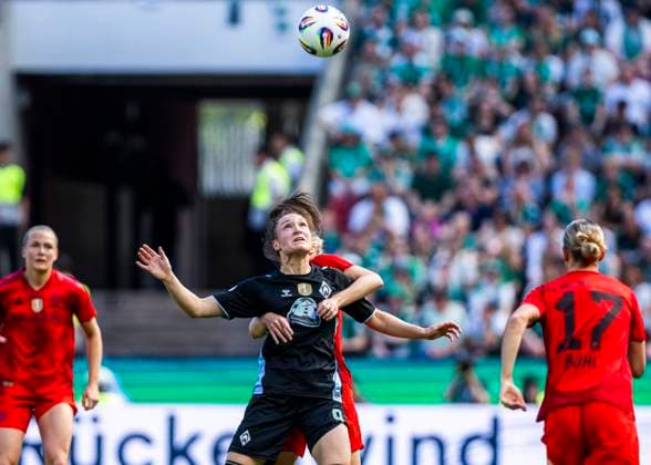 Cologne, RheinEnergieStadion, 01 05 2025 Sophie Weidauer of Bremen jumps for a header during DFB cup final FC Bayern Muenchen v Werder Bremen