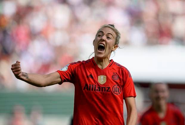 Carolin SIMON M cheering after her goal for 2 0, DFB Pokal Final Women 2025, FC Bayern Muenchen M SV Werder Bremen HB , on 01 05 2025 in Koeln Germany DFB regulations prohibit any use of photographs as image sequences and or quasi video Â