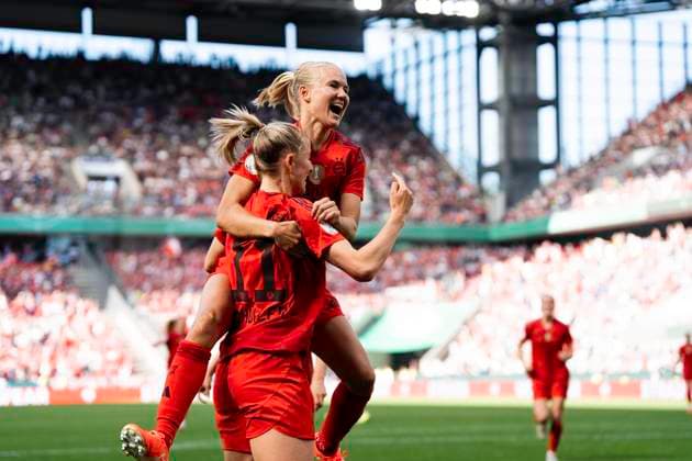 FC Bayern Munich vs SV Werder Bremen DFB-Pokal Frauen Final Lea Schüller of FC Bayern München celebrates after scoring during the Frauen DFB-Pokal Final match between FC Bayern München and SV Werder Bremen at RheinEnergieStadion on May 1, 2025, in Cologne, Germany. Copyright: xTaiseixIwamotox