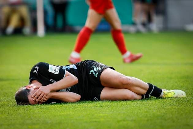 45 DFB Pokal Final Women FC Bayern Munich SV Werder Bremen, 01 05 2025 Lara Schmidt SV Werder Bremen, 24 injured 45 DFB Pokal Final Women FC Bayern Munich SV Werder Bremen on 01 05 2025 at RheinEnergie Stadium in Cologne North Rhine Westphalia DFL REGULATIONS PROHIBIT ANY USE OF PHOTOGRAPHS AS IMAGE SEQUENCES AND OR QUASI VIDEO Copyright: xBEAUTIFULxSPORTS AxelxKohringx