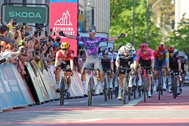 Finish picture, Michael Matthews, AUS Team Jayco Alula Jay AUS wins ahead of Magnus Cort DEN Team Uno x Mobility UXM NOR and Jon Barrenetxea ESP Team Movistar MOV ESP , RADSPORT Rennen Eschborn Frankfurt der Radklassiker , 01 05 2025, Cycling 1 May,