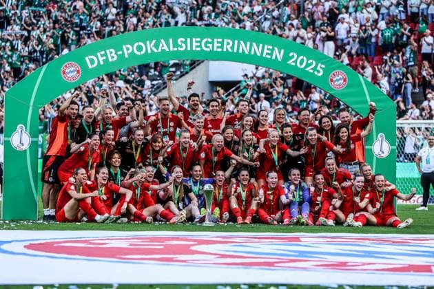 Sport, Football, DFB Cup Womens Season 2024 2025 Final FC Bayern Munich SV Werder Bremen 01 05 2025, RheinEnergieSTADION FC Bayern Munich Women are DFB Cup Winners 2025 Cologne RheinEnergieSTADION North Rhine-Westphalia Germany