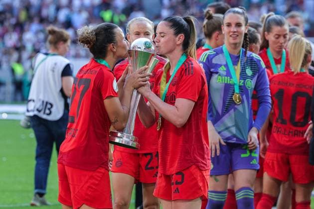 Soccer DFB Cup Women Final FC Bayern Munich SV Werder Bremen on 01 05 2025 at RheinEnergieStadion in Cologne Arianna Caruso Munich , left Sarah Zadrazil Munich , right celebrate DFB regulations prohibit any use of photographs as image sequences and or quasi video xJRx