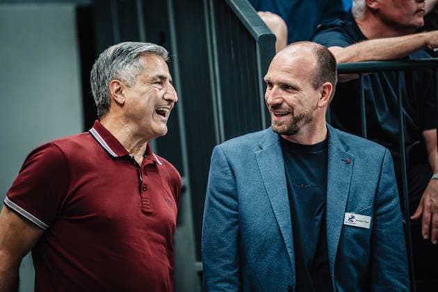 Volleyball Men Season 2024 2025 1 Volleyball Bundesliga Men Final SVG Lüneburg vs BERLIN RECYCLING Volleys 01 05 2025 v l Kaweh Niroomand Managing Director BR Volleys In conversation with Matthias Pompe Manager SVG Lüneburg Lüneburg LKH Arena Niedersachsen Germany