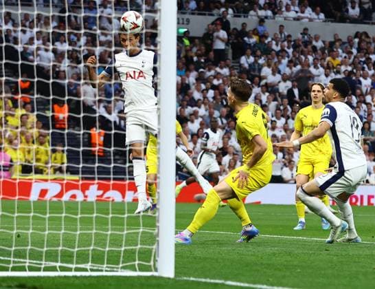 Brennan Johnson of Tottenham Hotspur scores the opening goal Tottenham Hotspur v FK Bodo Glimt, UEFA Europa League, Semi Final, First Leg, Football, Tottenham Hotspur Stadium, London, UK - 01 May 2025 EDITORIAL USE ONLY No use with unauthorised audio, video, data, fixture lists, club league logos or live services. Online in-match use limited to 120 images, no video emulation. No use in betting, games or single club league player publications. Copyright: xMichaelxZemanek Shutterstockx 15278831n