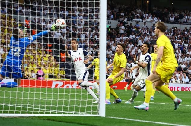 Brennan Johnson of Tottenham Hotspur scores the opening goal Tottenham Hotspur v FK Bodo Glimt, UEFA Europa League, Semi Final, First Leg, Football, Tottenham Hotspur Stadium, London, UK - 01 May 2025 EDITORIAL USE ONLY No use with unauthorised audio, video, data, fixture lists, club league logos or live services. Online in-match use limited to 120 images, no video emulation. No use in betting, games or single club league player publications. Copyright: xMichaelxZemanek Shutterstockx 15278831o