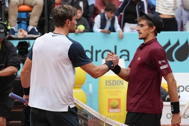 TENNIS - MUTUA MADRID OPEN 2025 Jack Draper of Grande-Bretagne and Matteo Arnaldi of Italia during the Mutua Madrid Open 2025, ATP, Tennis Herren Masters 1000 and WTA, Tennis Damen 1000, tennis tournament on 01 May 2025 at Caja Magica in Madrid, Spain - Photo Laurent Lairys PSNEWZ MadridSpain  Copyright: xLaurentxLairysx