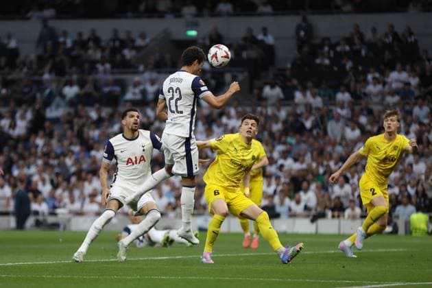 London, England, May 1st 2025: Brennan Johnson (22 Tottenham Hotspur) scores during the UEFA Europa League match between Tottenham Hotspur and Bodo Glimt at Tottenham Hotspur Stadium in London, England (Alexander Canillas SPP) Copyright: xAlexanderxCanillas SPPx spp-en-AlCa-C5V_3594