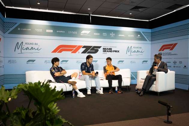 F1 - MIAMI GRAND PRIX 2025 TSUNODA Yuki (jap), Red Bull Racing RB21, GASLY Pierre (fra), Alpine F1 Team A525, NORRIS Lando (gbr), McLaren F1 Team MCL39, portrait during the Formula 1 Crypto.com Miami Grand Prix 2025, 6th round of the 2025 FIA Formula One World Championship, WM, Weltmeisterschaft from May 2 to 4, 2025 on the Miami International Autodrome, in Miami Gardens, Florida, United States of America - Miami GardensUnited States Copyright: xCharlyxLopezx