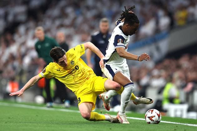 London, England, 1st May 2025. Sondre Brunstad Fet of Bodo Glimt and Destiny Udogie of Tottenham Hotspur challenge for the ball. during the Tottenham Hotspur vs FK Bodo Glimt UEFA Europa League match at the Tottenham Hotspur Stadium, London. Picture credit should read: Paul Terry Sportimage EDITORIAL USE ONLY. No use with unauthorised audio, video, data, fixture lists, club league logos or live services. Online in-match use limited to 120 images, no video emulation. No use in betting, games or single club league player publications. SPI_019_PT_Tottenham_Bodo_Glimt SPI-3902-0019