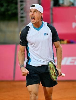 Hungarian Marton Fucsovics misses out on the quarter-finals at the Estoril Open Estoril Open, ATP 175 Challenge Tour, 01 05 2025, round of 16 Hungarian Marton FUCSOVICS loses to Portuguese Nuno Borges in the round of 16 of the Estoril Open after a tough battle in three sets Estoril Estoril Tenis Club Lisbon Portugal
