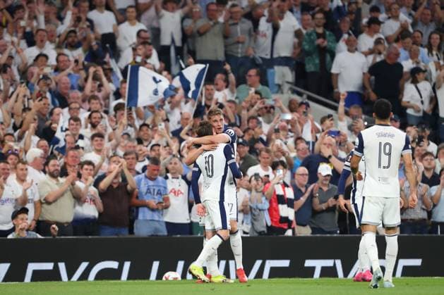 1st May 2025; Tottenham Hotspur Stadium, London, England; UEFA Europa League Semi Final First Leg Football, Tottenham Hotspur versus Bodo Glimt; James Maddison of Tottenham Hotspur celebrates his goal in the 34th minute for 2-0  ActionPlus12780476 KatiexChan