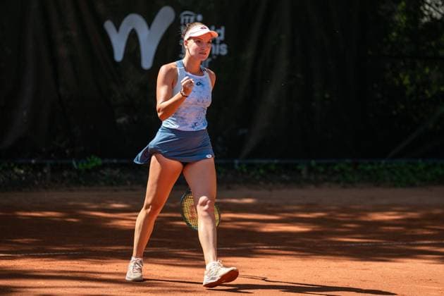 01 05 2025, GER, Women, ITF World Tennis Tour Wiesbaden Tennis Open Round of the last 16 Singles Darja Semenistaja LAT clenches her fist after winning the match after a brilliant comeback Wiesbaden Nordenstadt T2 Sports Health Club Hessen Germany