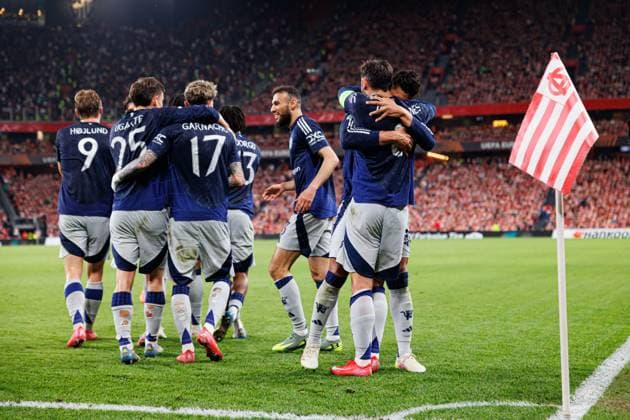 Players of Manchester United, ManU seen celebrating after goal from Bruno Fernandes during UEFA Europa League semifinal game between teams of Athletic Club and Manchester United FC (Maciej Rogowski) Bilbao Estadio San Mames Spain Copyright: xMaciejxRogowskix athleticmanu2425-20