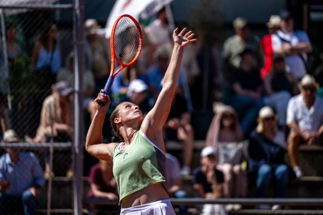 01 05 2025, GER, Women, ITF World Tennis Tour Wiesbaden Tennis Open Round of the last 16 Singles Anna Siskova CZE during the service game Wiesbaden Nordenstadt T2 Sports Health Club Hessen Germany