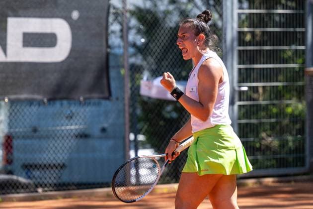 01 05 2025, GER, Women, ITF World Tennis Tour Wiesbaden Tennis Open Round of the last 16 Singles Susan Bandecchi SUI celebrates after her victory Wiesbaden Nordenstadt T2 Sports Health Club Hessen Germany