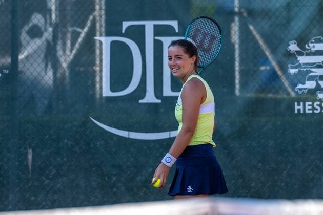 01 05 2025, GER, Women, ITF World Tennis Tour Wiesbaden Tennis Open Round of Last 16 Singles Jodie Anna Burrage GBR smiles during the service game Wiesbaden Nordenstadt T2 Sports Health Club Hessen Germany