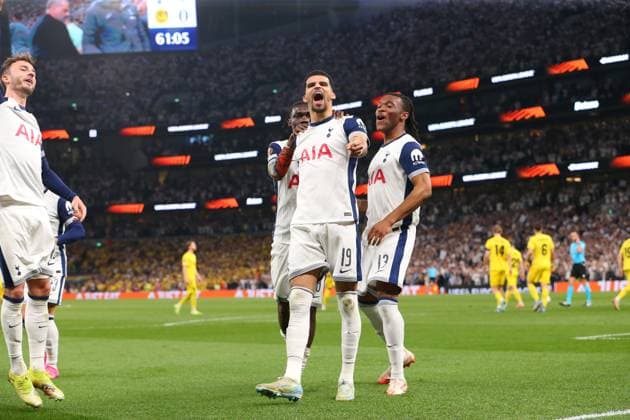 1st May 2025; Tottenham Hotspur Stadium, London, England; UEFA Europa League Semi Final First Leg Football, Tottenham Hotspur versus Bodo Glimt; Dominic Solanke of Tottenham Hotspur celebrates his goal from a penalty kick in the 61st minute for 3-0  ActionPlus12780610 KatiexChan