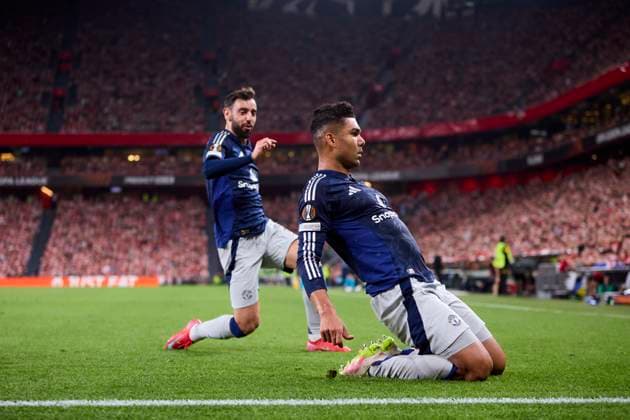 May 1, 2025, Bilbao, Vizcaya, SPAIN: Carlos Henrique Francisco Casemiro of Manchester United, ManU celebrates after scoring the team s first goal during the UEFA Europa League 2024 25 Semi Final First Leg match between Athletic Club and Manchester United at San Mames on May 1, 2025, in Bilbao, Spain. Bilbao SPAIN - ZUMAa181 20250501_zaa_a181_214 Copyright: xRicardoxLarreinax