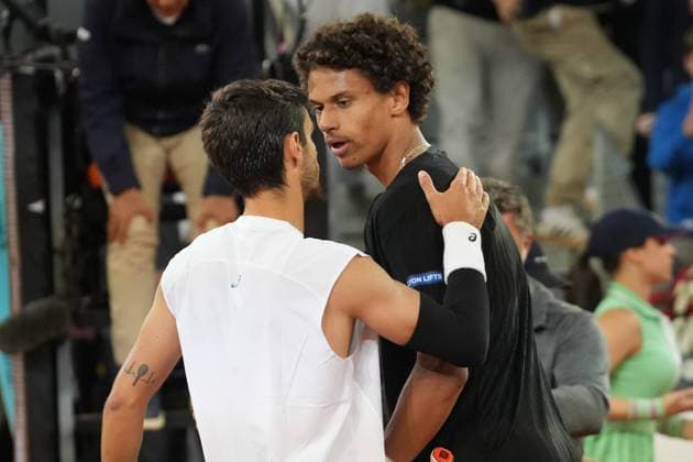 TENNIS - MUTUA MADRID OPEN 2025 Laurent Lairys MAXPPP - Lorenzo Musetti of Italia and Gabriel Diallo of Canada during the Mutua Madrid Open 2025, ATP, Tennis Herren Masters 1000 and WTA, Tennis Damen 1000, tennis tournament on 01 May 2025 at Caja Magica in Madrid, Spain - Photo Laurent Lairys MAXPPP Madrid Spain  Copyright: xMAXPPPxLaurentxLairysx LLR202505018769 LLR202505018769