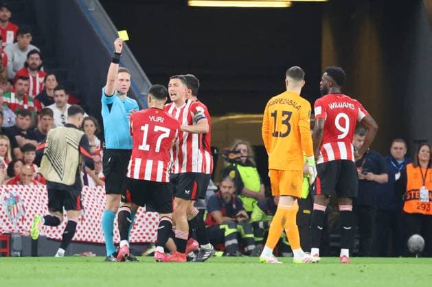 ESP: Athletic Club Manchester United, ManU UEFA Europa League Yuri Berchiche of Athletic Club during the UEFA Europa League, semi finals match, between Athletic Club and Manchester United played at Nuevo San Mames Stadium on May 01, 2025 in Bilbao, Spain. kpng Copyright: xMarcosxCalvox xPRESSINPHOTOx MC_240501_ATH_MAN_009