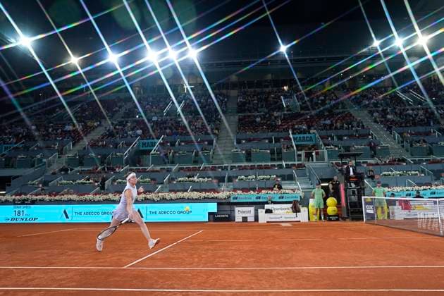 May 1, 2025, Madrid, Madrid, Spain: Elina Svitolina of Ukraine in action against Aryna Sabalenka of Belarus during the Mutua Madrid Open 2025, ATP, Tennis Herren Masters 1000 and WTA, Tennis Damen 1000 tennis tournament, celebrated at Caja Magica on May 01, 2025 in Madrid, Spain. Madrid Spain - ZUMAa181 20250501_zaa_a181_302 Copyright: xOscarxJ.xBarrosox