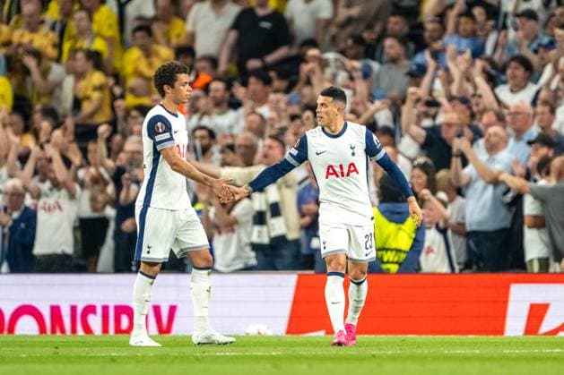 Tottenham Hotspur v Bodoe Glimt, UEFA Europa League football, London, England London, England. 01st, May 2025. Pedro Porro (23) and Brennan Johnson (L) of Tottenham Hotspur seen during the UEFA Europa League match between Tottenham Hotspur and Bodoe Glimt at the Tottenham Hotspur Stadium in London. England, London  Copyright: xGonzalesxPhoto FrederikkexJensenx