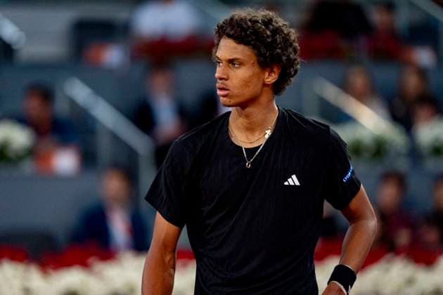 Mutua Madrid Open 2025 Gabriel Diallo of Canada is seen against Lorenzo Musetti of Italy during the Men s Singles Quarter-Final match at the Mutua Madrid Open 2025 tournament celebrated at La Caja Magica on May 01, 2025 in Madrid, Spain. Madrid La Caja Magica Madrid Spain Copyright: xAlbertoxGardinx AGardin_20250501_Mutua_Madrid_Open_0849