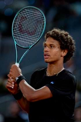 Mutua Madrid Open 2025 Gabriel Diallo of Canada is seen against Lorenzo Musetti of Italy during the Men s Singles Quarter-Final match at the Mutua Madrid Open 2025 tournament celebrated at La Caja Magica on May 01, 2025 in Madrid, Spain. Madrid La Caja Magica Madrid Spain Copyright: xAlbertoxGardinx AGardin_20250501_Mutua_Madrid_Open_0853