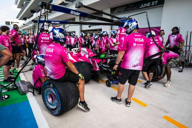 F1 - MIAMI GRAND PRIX 2025 Visa Cash App RB F1 Team during the Formula 1 Crypto.com Miami Grand Prix 2025, 6th round of the 2025 FIA Formula One World Championship, WM, Weltmeisterschaft from May 2 to 4, 2025 on the Miami International Autodrome, in Miami Gardens, Florida, United States of America - Miami GardensUnited States  Copyright: xCharlyxLopezx