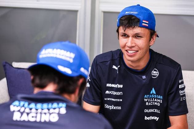 F1 - MIAMI GRAND PRIX 2025 ALBON Alexander (tha), Williams Racing FW47, portrait and SAINZ Carlos (spa), Williams Racing FW47, portrait during the Formula 1 Crypto.com Miami Grand Prix 2025, 6th round of the 2025 FIA Formula One World Championship, WM, Weltmeisterschaft from May 2 to 4, 2025 on the Miami International Autodrome, in Miami Gardens, Florida, United States of America - Miami GardensUnited States Copyright: xEricxAlonsox