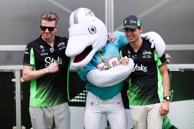 Sport Bilder des Tages F1 - MIAMI GRAND PRIX 2025 HULKENBERG Nico (ger), Stake F1 Team Kick C45, portrait and BORTOLETO Gabriel (bra), Stake F1 Team Kick C45, portrait during the Formula 1 Crypto.com Miami Grand Prix 2025, 6th round of the 2025 FIA Formula One World Championship, WM, Weltmeisterschaft from May 2 to 4, 2025 on the Miami International Autodrome, in Miami Gardens, Florida, United States of America - Miami GardensUnited States Copyright: xEricxAlonsox
