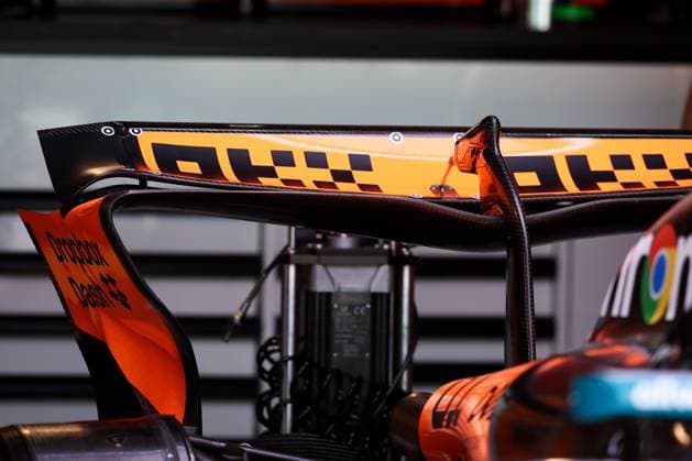 F1 - MIAMI GRAND PRIX 2025 McLaren F1 Team MCL39, mechanical detail rear wing during the Formula 1 Crypto.com Miami Grand Prix 2025, 6th round of the 2025 FIA Formula One World Championship, WM, Weltmeisterschaft from May 2 to 4, 2025 on the Miami International Autodrome, in Miami Gardens, Florida, United States of America - Miami GardensUnited States  Copyright: xEricxAlonsox