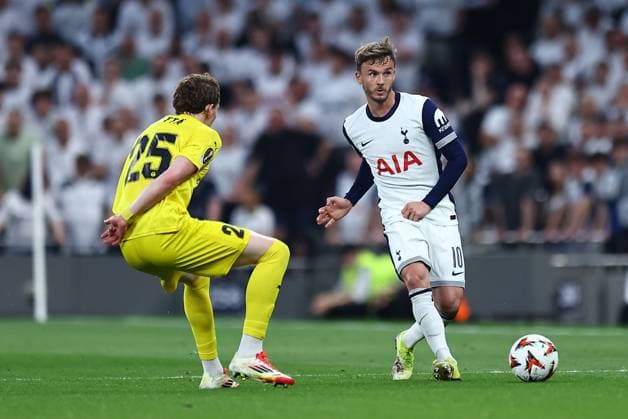 James Maddison of Tottenham Hotspur Tottenham Hotspur v FK Bodo Glimt, UEFA Europa League, Semi Final, First Leg, Football, Tottenham Hotspur Stadium, London, UK - 01 May 2025 EDITORIAL USE ONLY No use with unauthorised audio, video, data, fixture lists, club league logos or live services. Online in-match use limited to 120 images, no video emulation. No use in betting, games or single club league player publications.  Copyright: xMichaelxZemanek Shutterstockx 15278831cj