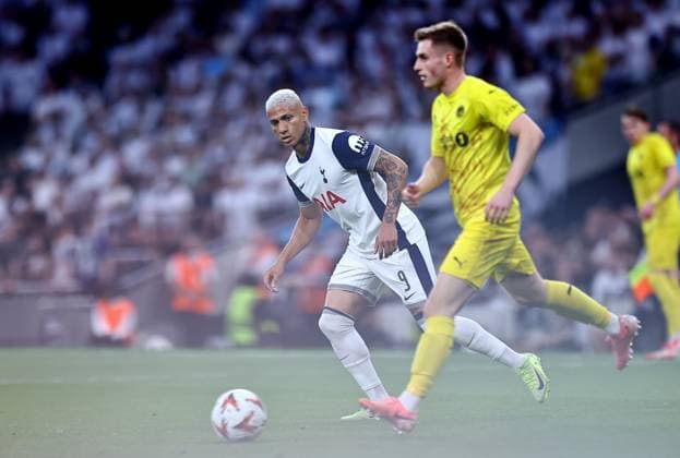 Richarlison of Tottenham Hotspur Tottenham Hotspur v FK Bodo Glimt, UEFA Europa League, Semi Final, First Leg, Football, Tottenham Hotspur Stadium, London, UK - 01 May 2025 EDITORIAL USE ONLY No use with unauthorised audio, video, data, fixture lists, club league logos or live services. Online in-match use limited to 120 images, no video emulation. No use in betting, games or single club league player publications.  Copyright: xMichaelxZemanek Shutterstockx 15278831cp