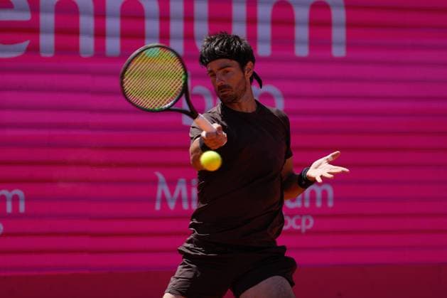 Millennium Estoril Open Challenger returns a ball to during the first round of Millennium Estoril Open Challenger 175 tennis tournament at the Clube de Tenis do Estoril. (Foto: Bruno de Carvalho Brazil Photo Press) Estoril Clube de Tenis do Estoril Lisboa Portugal Copyright: xBrunoxdexCarvalhox