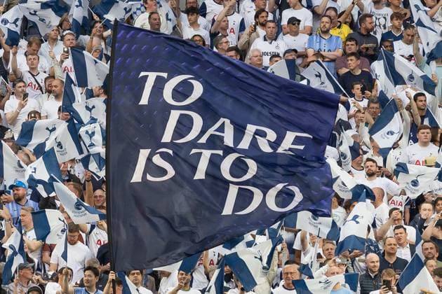 Tottenham Hotspur v FK Bodo Glimt, UEFA Europa League, Semi-Final, Leg 1 of 2, Football, Tottenham Hotspur Stadium, Tottenham, London, UK - 01 May 2025 Tottenham Hotspur fans wave flags before kick off Tottenham Tottenham Hotspur Stadium London GBR, UK NEWSPAPERS OUT Copyright: xEllixBirchx