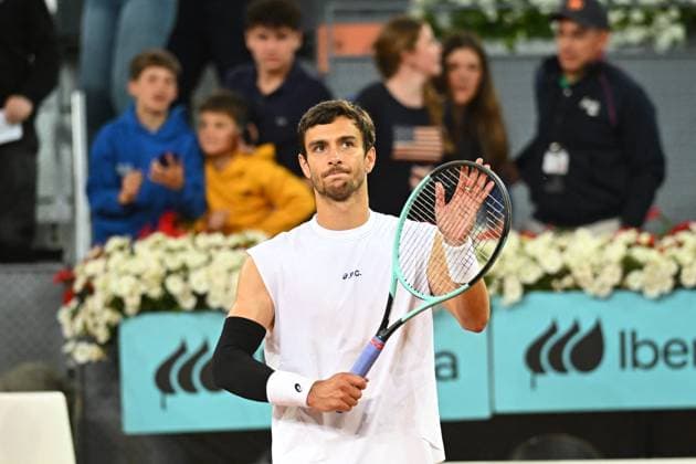 Mutua Madrid Open - Quarter-finals - Lorenzo Musetti Lorenzo Musetti (ITA) during his quarter final round match at the Mutua Madrid Open in Madrid, Spain, on May, 1, 2025. Photo by Corinne Dubreuil ABACAPRESS.COM Madrid Spain  Copyright: xDubreuilxCorinne ABACAx