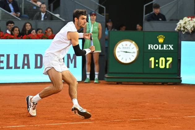 Mutua Madrid Open - Quarter-finals - Lorenzo Musetti Lorenzo Musetti (ITA) during his quarter final round match at the Mutua Madrid Open in Madrid, Spain, on May, 1, 2025. Photo by Corinne Dubreuil ABACAPRESS.COM Madrid Spain  Copyright: xDubreuilxCorinne ABACAx