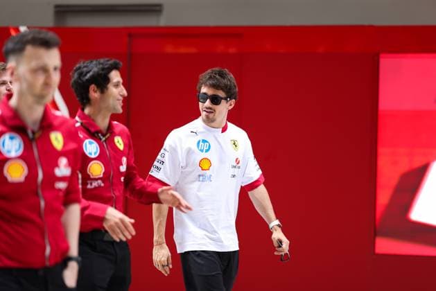 F1 Grand Prix Of Miami - Media Day Paddock And Hospitality Suites Charles Leclerc emerges from the Ferrari garage at the Miami International Autodrome in Miami, Florida, on May 1, 2025, ahead of the Formula 1 Crypto.com Miami Grand Prix. Miami, Florida United States  Copyright: xReginaldxMathalonex originalFilename:mathalone-notitle250501_npAzN.jpg