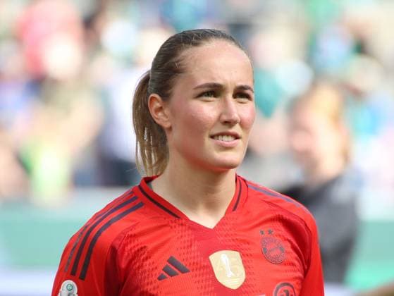 01 05 2025, xgrfx, Football DFB Womens Cup Final 2025, SV Werder Bremen FC Bayern Munich v l Sydney Lohmann FC Bayern Munich DFL DFB REGULATIONS PROHIBIT ANY USE OF PHOTOGRAPHS as IMAGE SEQUENCES and or QUASI VIDEO Cologne