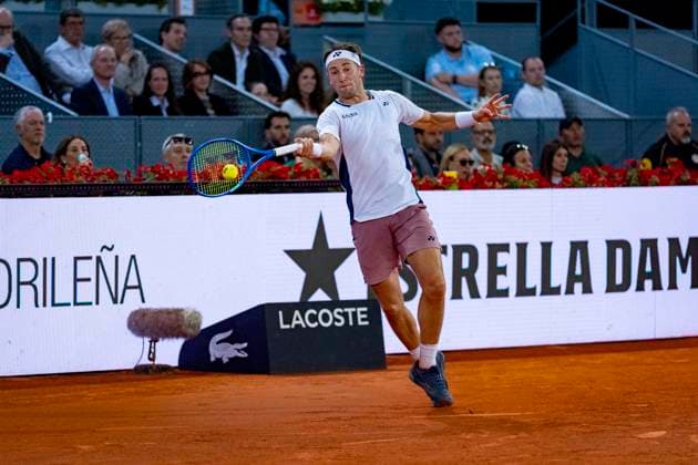 Mutua Madrid Open 2025 Casper Ruud of Norway plays a forehand during Men s Singles Semi-Final match against Francisco Cerundolo of Argentina during the Mutua Madrid Open 2025 tournament celebrated at La Caja Magica on May 02, 2025 in Madrid, Spain. Madrid La Caja Magica Madrid Spain Copyright: xAlbertoxGardinx AGardin_20250502_Mutua_Madrid_Open_0203