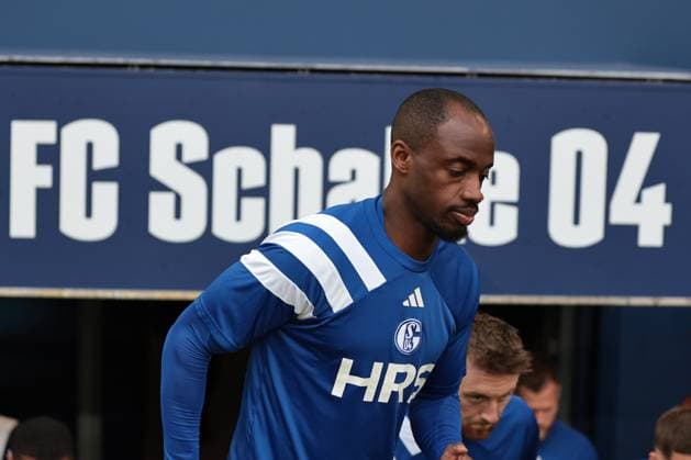 Christopher Antwi Adjei FC Schalke 04 at the match of the 2 BL season 2024 25 FC Schalke 04 SC Paderborn 07 Copyright Thomas Pakusch Copyright: Thomas Pakusch