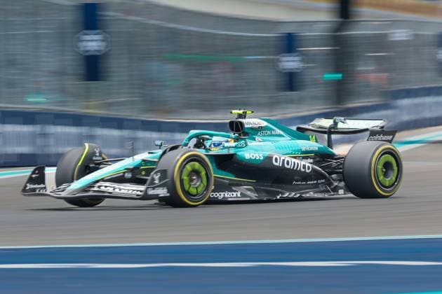 Fernando Alonso Aston Martin Aramco , Grand Prix of Miami, Motorsport, Men, Formula 1, Free Practice, 02 05 2025 Miami Florida USA Copyright: xkolbert-press ChristianxKolbertx