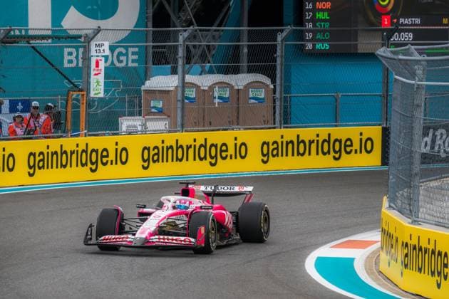 Isack Hadjar Visa Cash App Racing Bulls F1 Team, France, 06 USA, Formula 1 World Championship, Crypto com Miami Grand Prix, Miami International Autodrome, 2025 season, 02 05 2025 USA, Formula 1 World Championship, Crypto com Miami Grand Prix, Miami International Autodrome, 2025 season, 02 05 2025 Miami Copyright: xEibner-Pressefoto MaëvaxBurillox EP_MBO