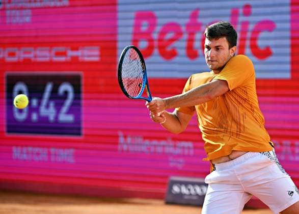 Miomir Kecmanovic of Serbia advances to the semi-finals of the Estoril Open Estoril Open, ATP 175 Challenge Tour, 02 05 2025, quarter-finals Miomir KECMANOVIC of Serbia advances to the semi-finals of the Estoril Open with a win over Nuno Borges of Portugal Estoril Estoril Tenis Club Lisbon Portugal